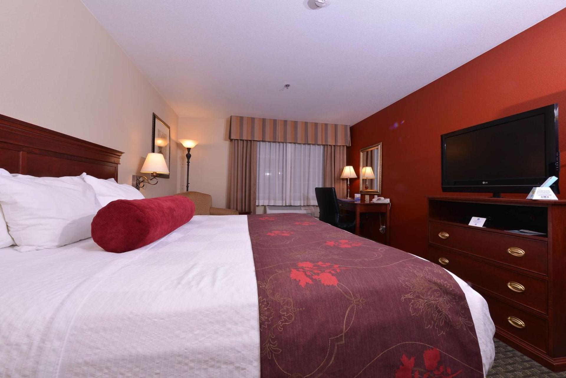 Best Western Plus Rama Inn photo 30