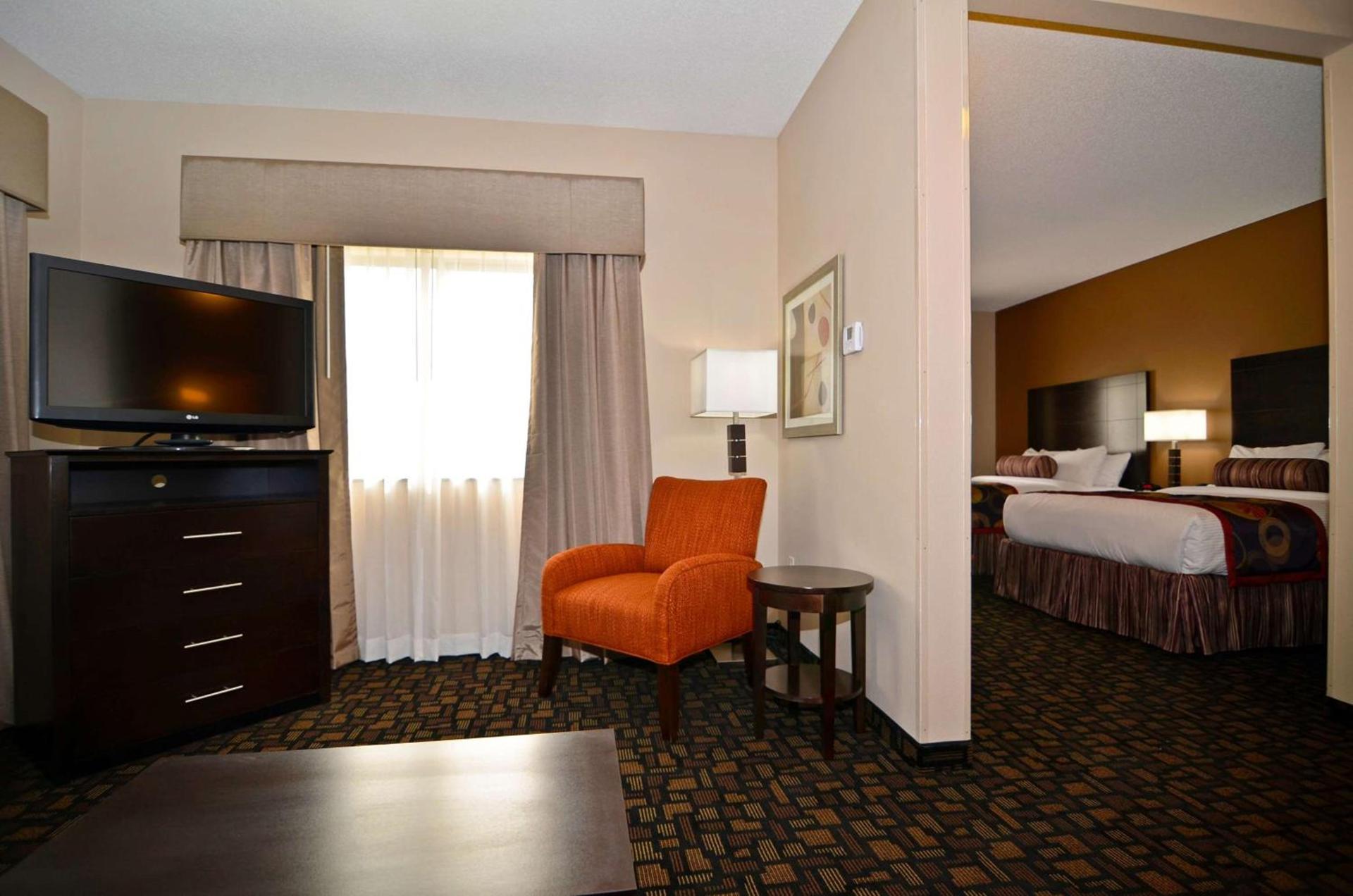Best Western Plover-Stevens Point Hotel & Conference Center photo 19