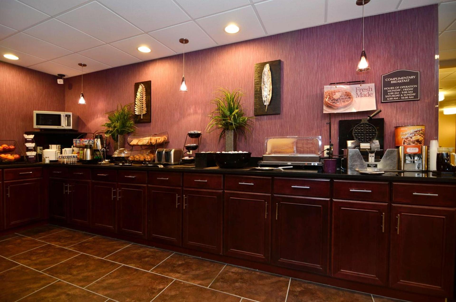 Best Western Plover-Stevens Point Hotel & Conference Center photo 7