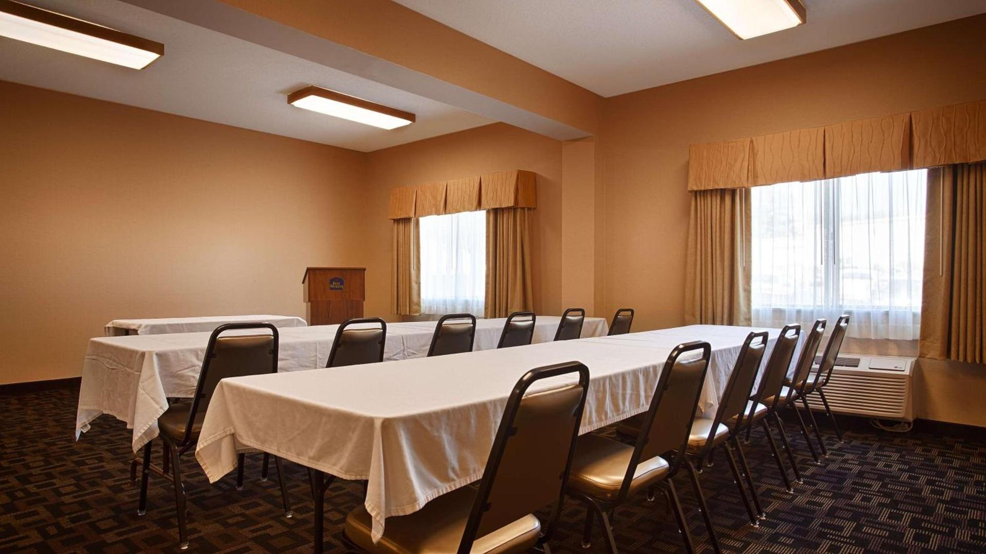 Best Western PLUS Executive Inn photo 6