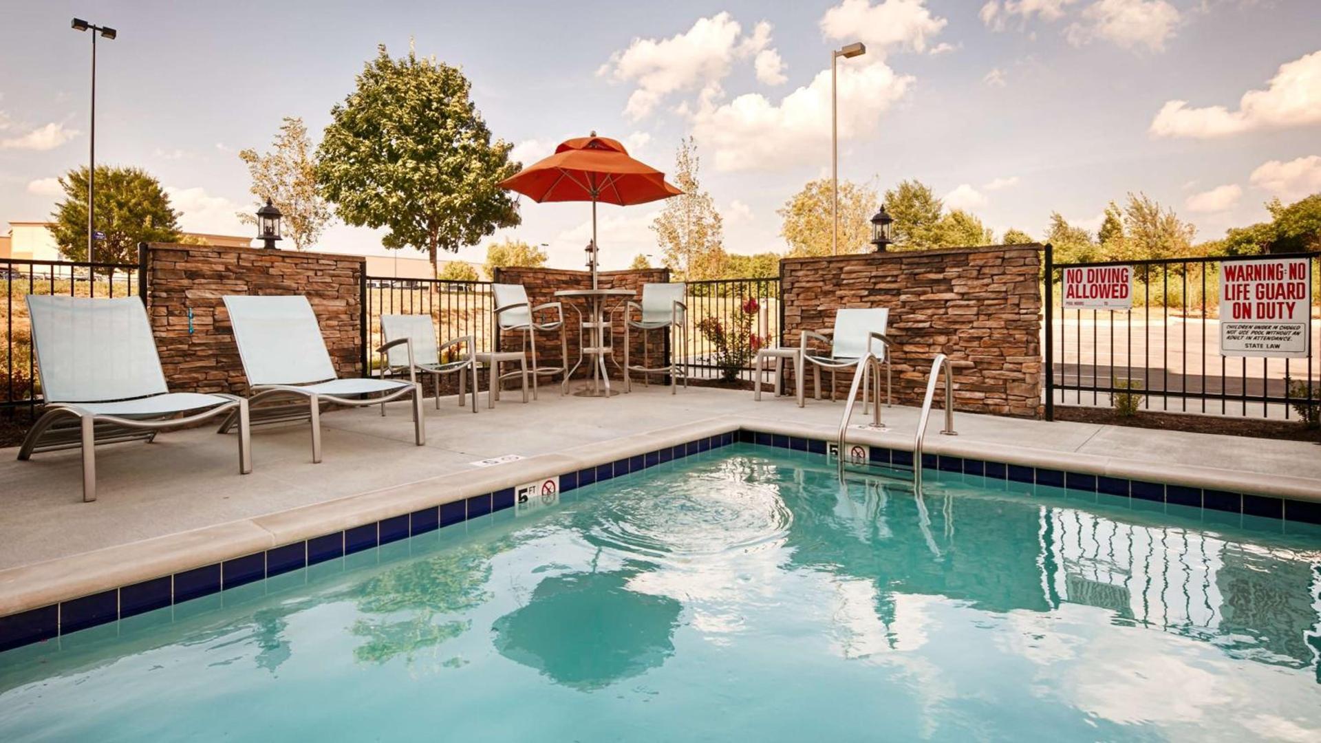 Best Western Plus Atrium Inn & Suites photo 4