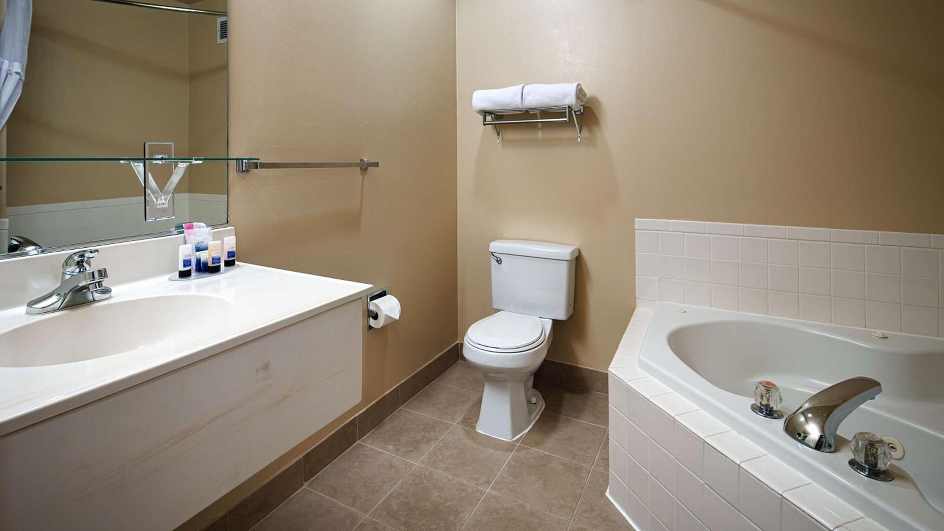 Best Western Sky Valley Inn photo 13