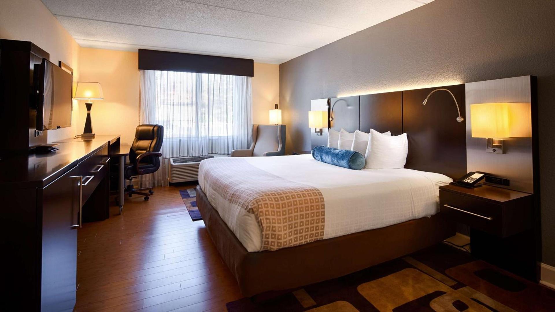 Best Western Plus Roswell/Alpharetta photo 3