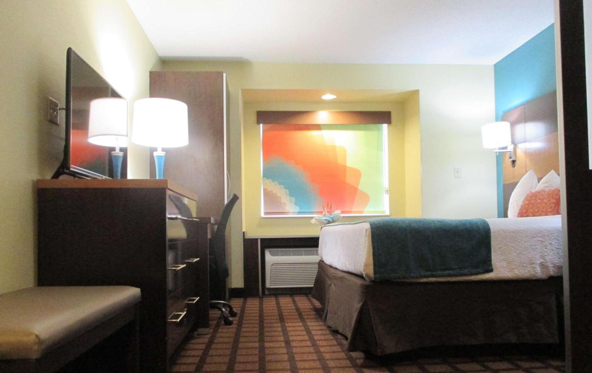 Best Western Plus Harrisburg Mechanicsburg photo 12