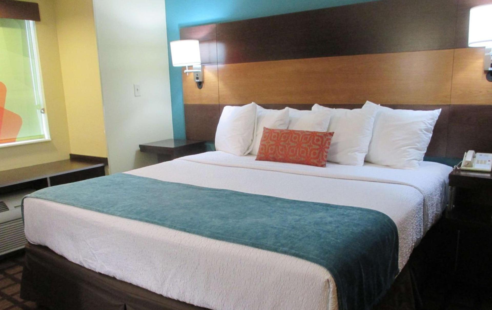 Best Western Plus Harrisburg Mechanicsburg photo 13