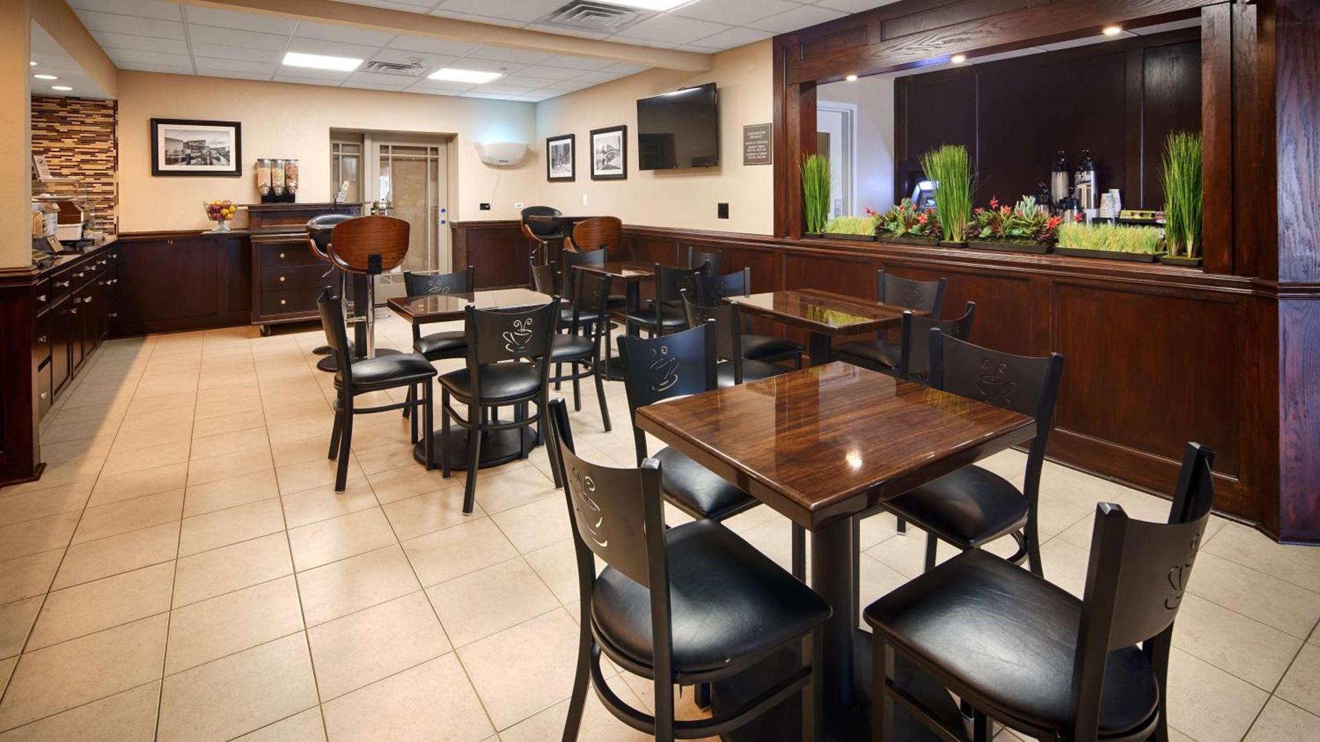 Best Western Plus Crawfordsville Hotel photo 5
