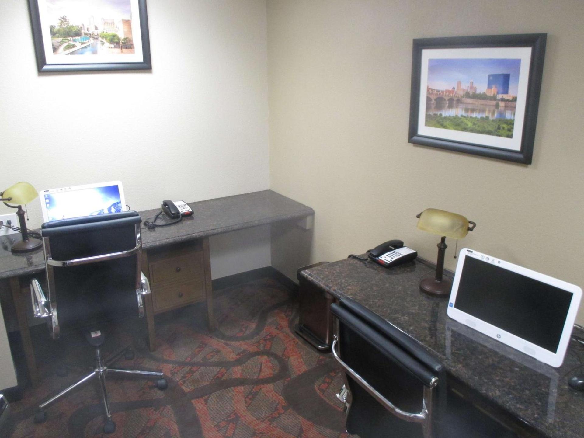Best Western Plus Crawfordsville Hotel photo 6