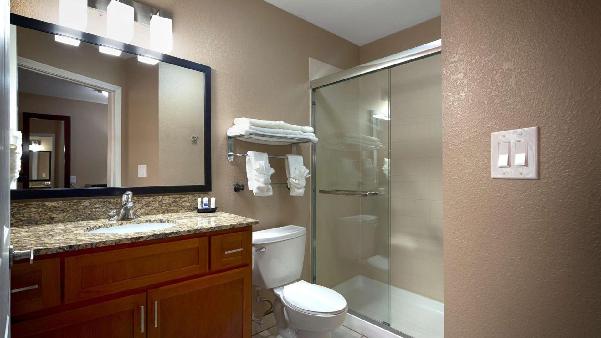 Best Western Plus Crawfordsville Hotel photo 26