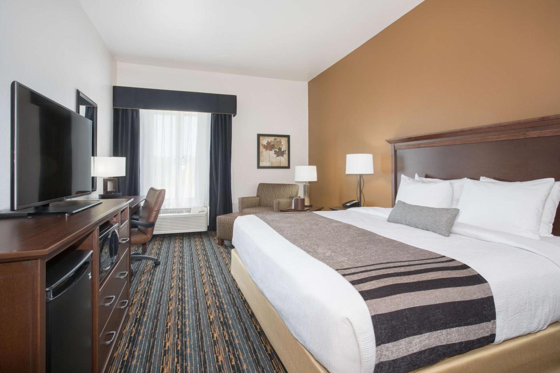 Best Western Plus Lincoln Inn & Suites photo 10