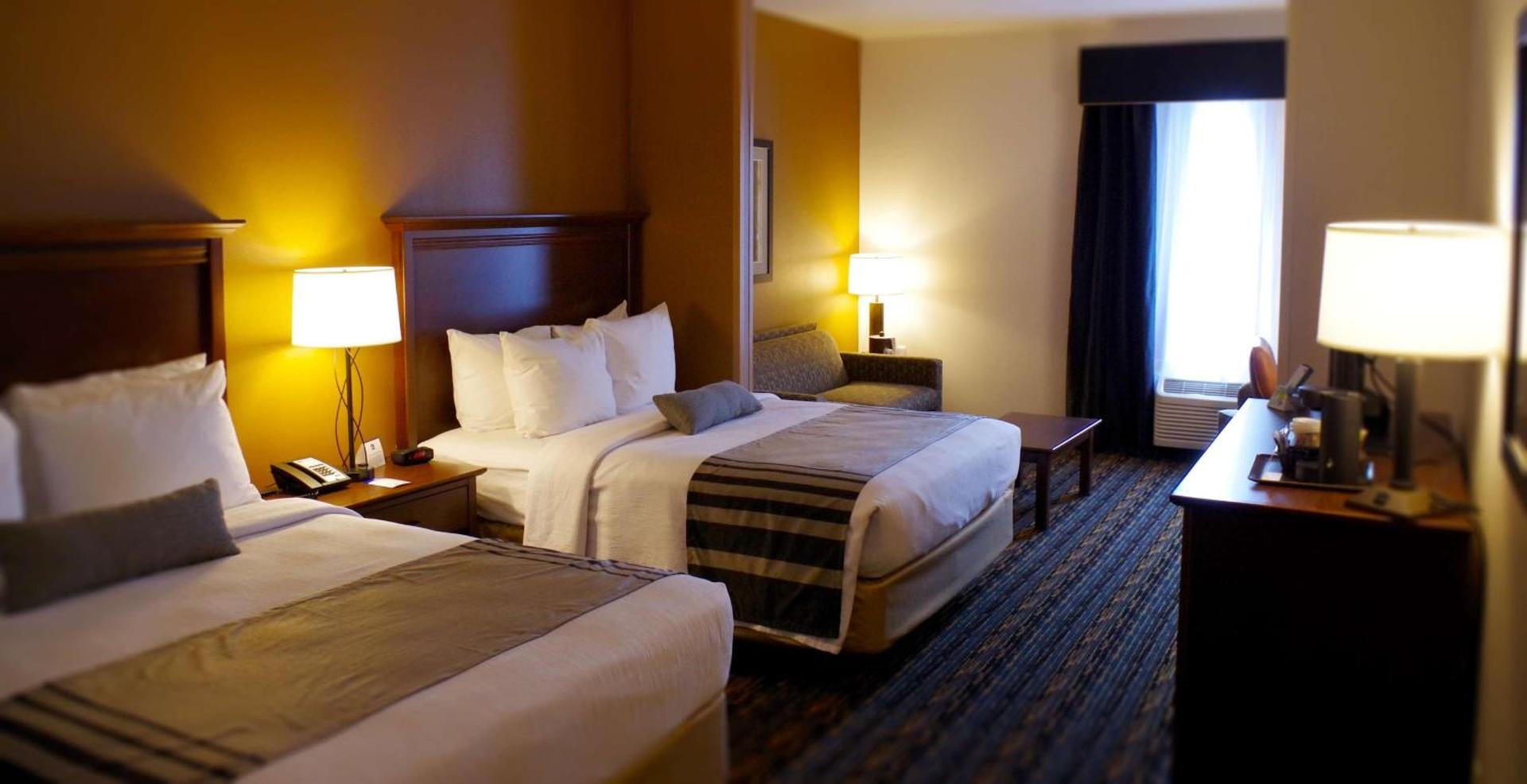 Best Western Plus Lincoln Inn & Suites photo 13