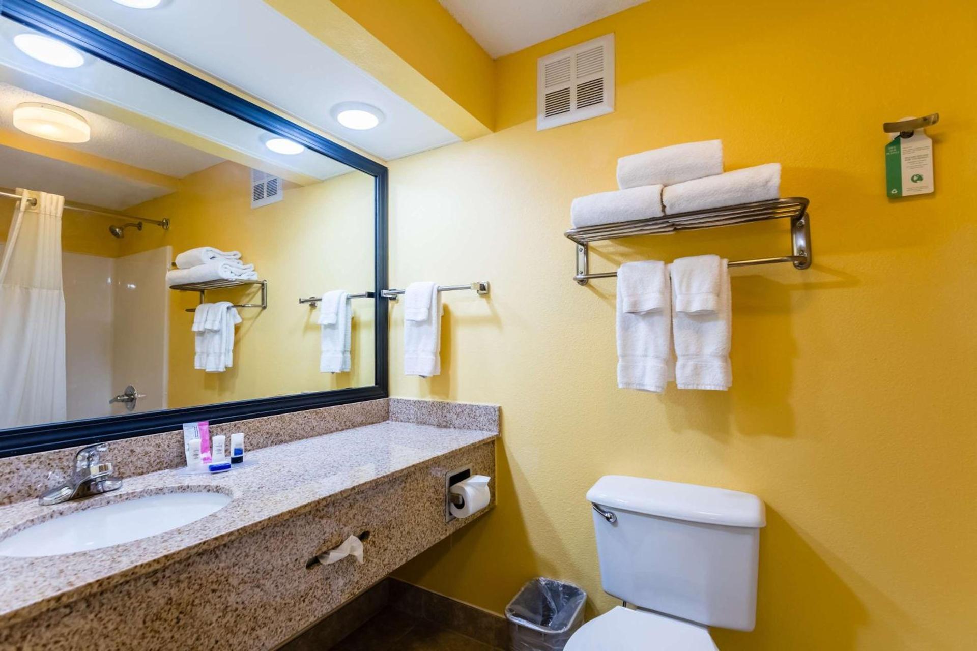 Best Western Milton Inn photo 22