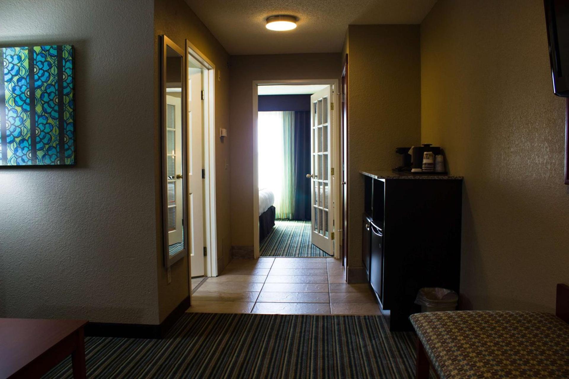 BEST WESTERN Plus Menomonie Inn & Suites photo 34