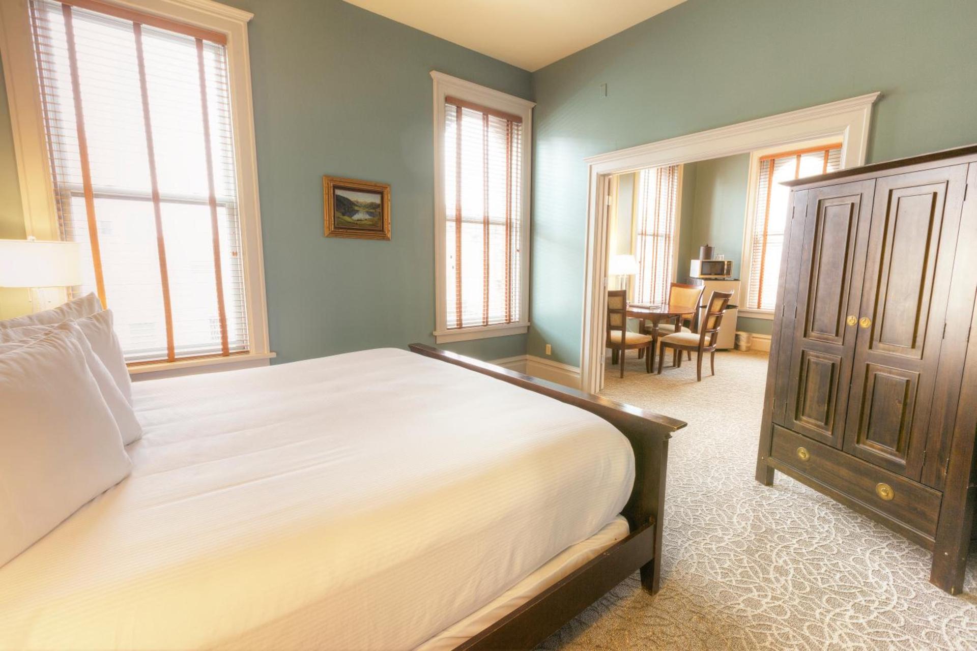 Montvale Hotel photo 62