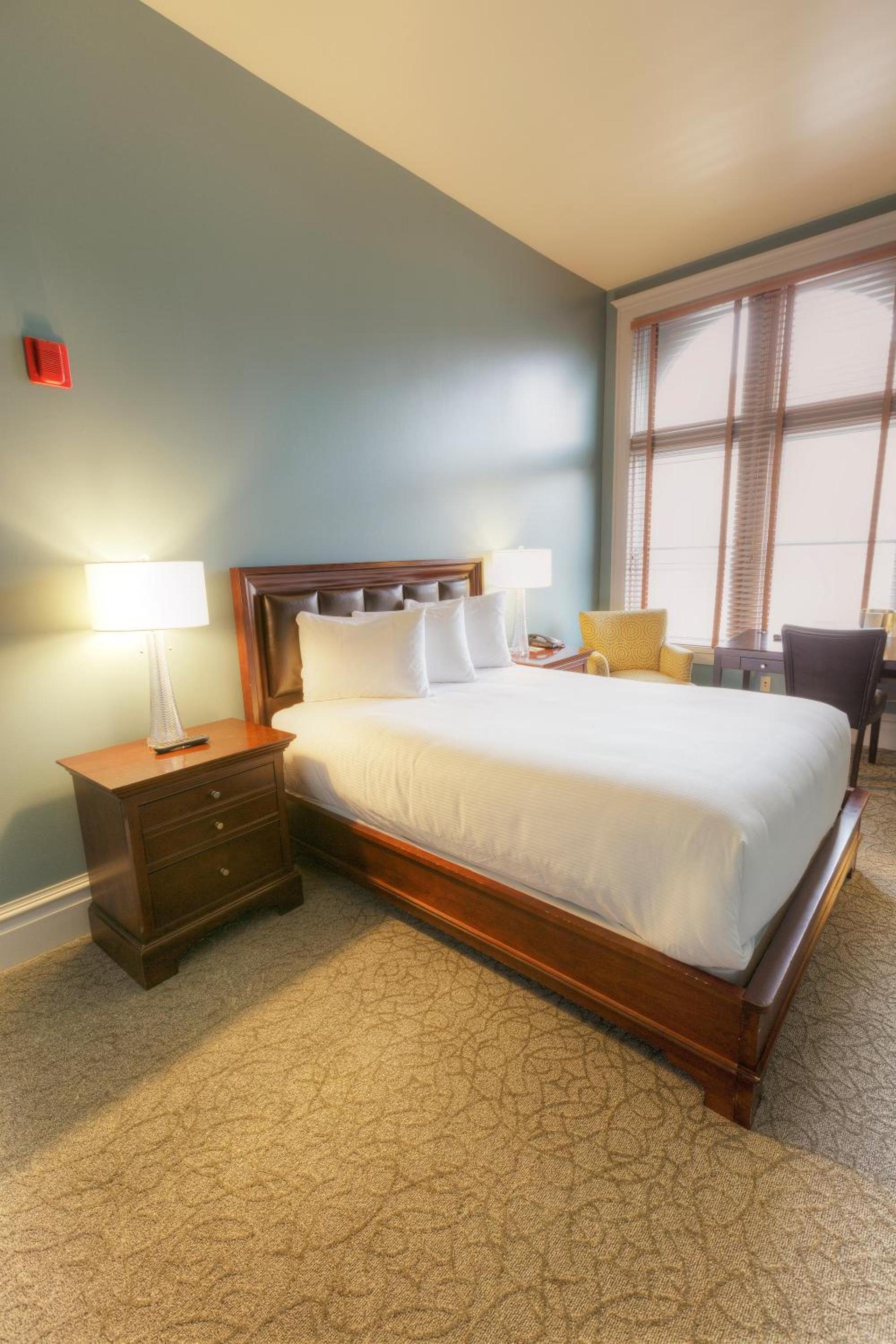 Montvale Hotel photo 57