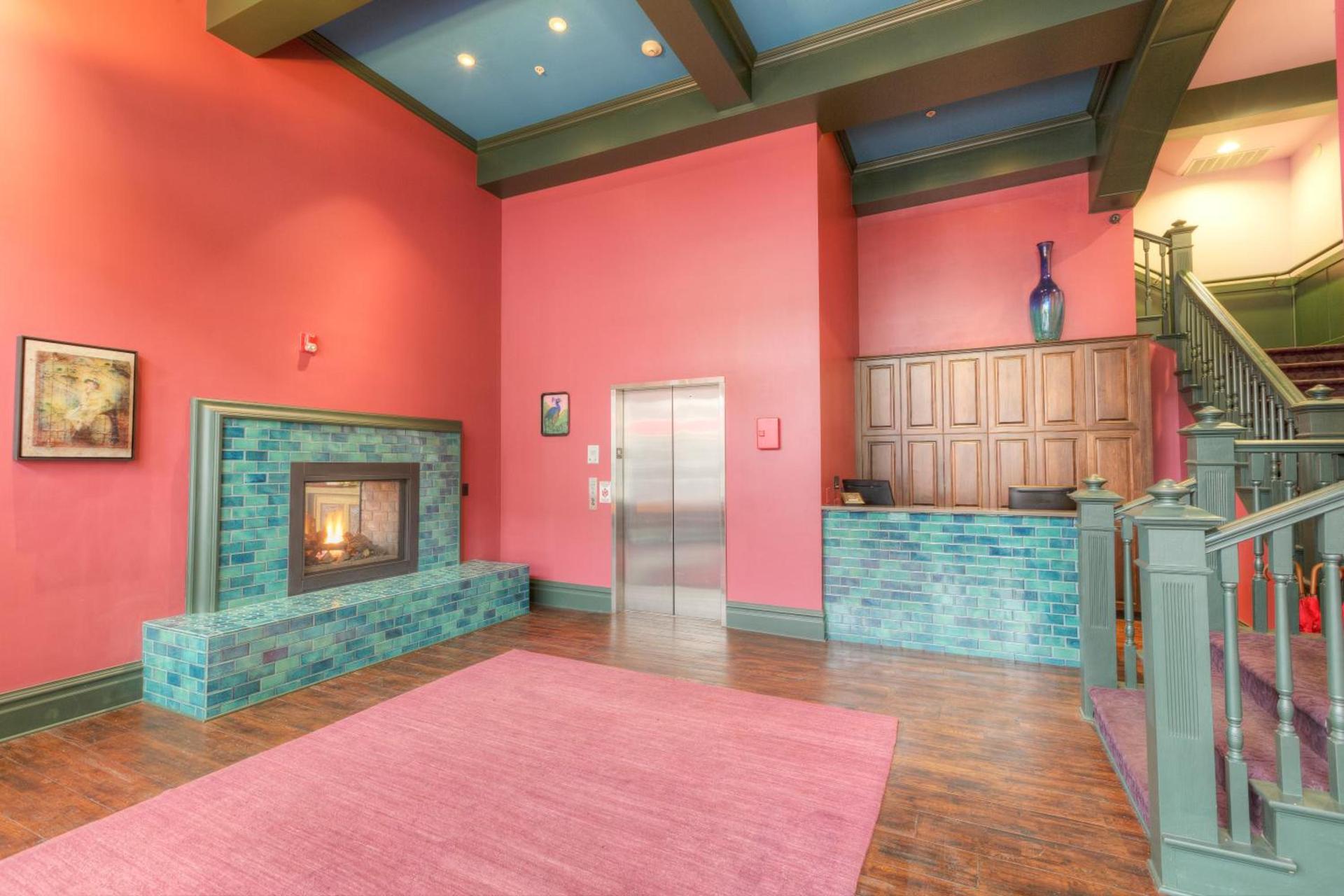 Montvale Hotel photo 40