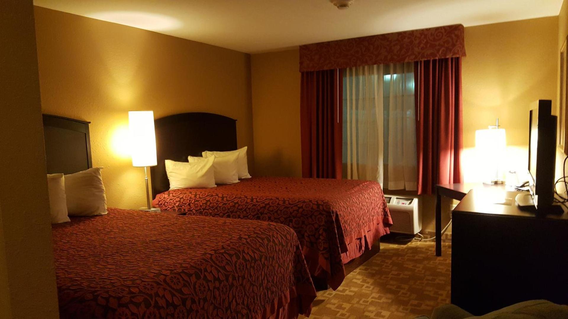 Days Inn by Wyndham Central City photo 16