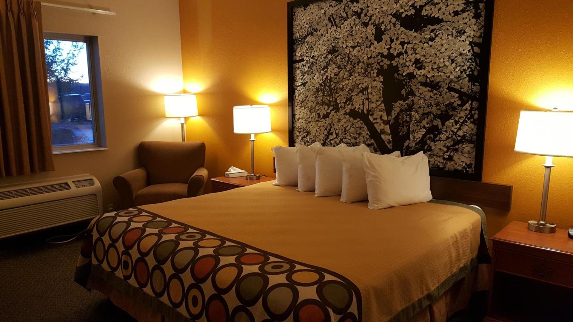 Super 8 by Wyndham Central City photo 20