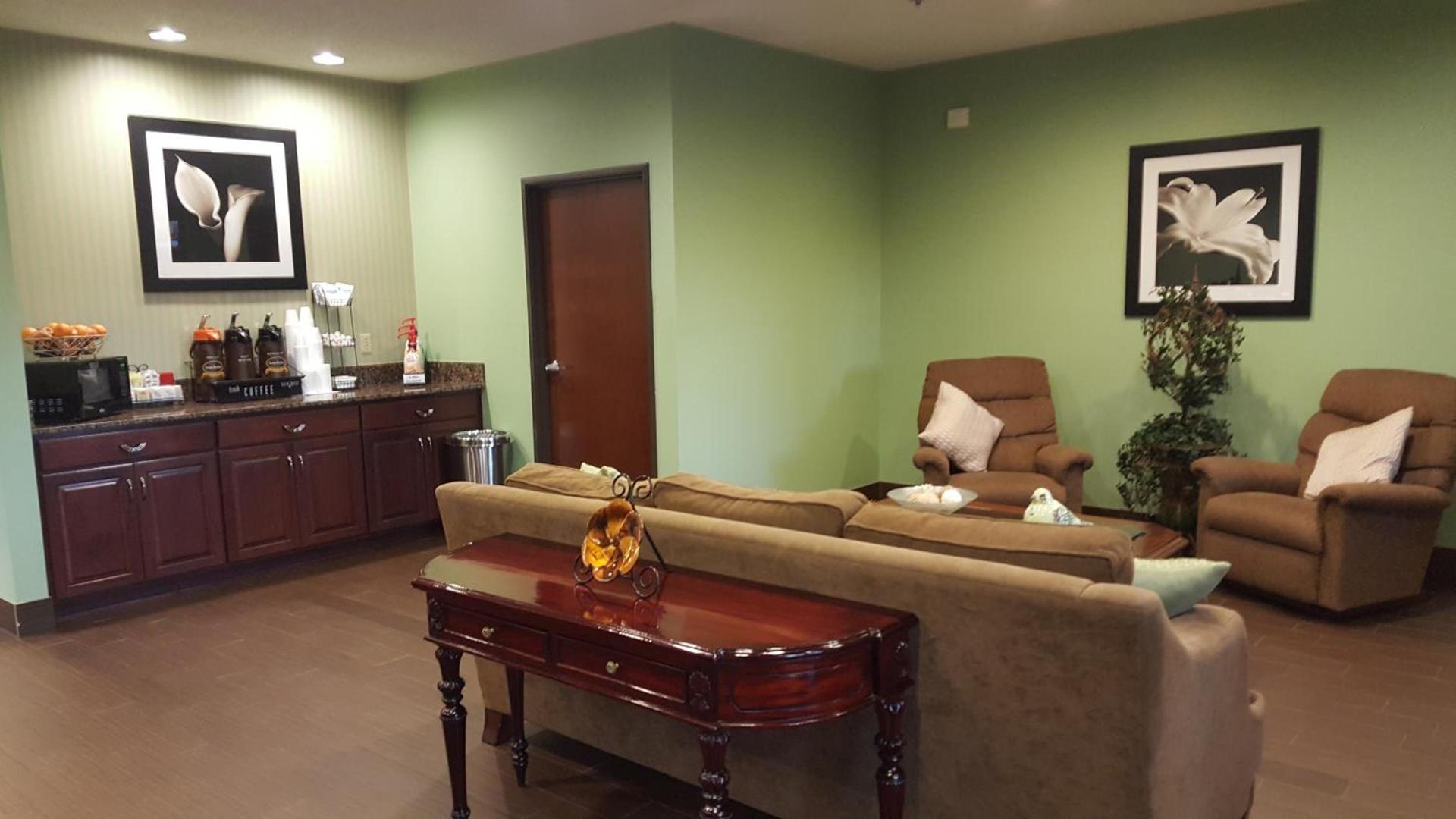 Super 8 by Wyndham Central City photo 17