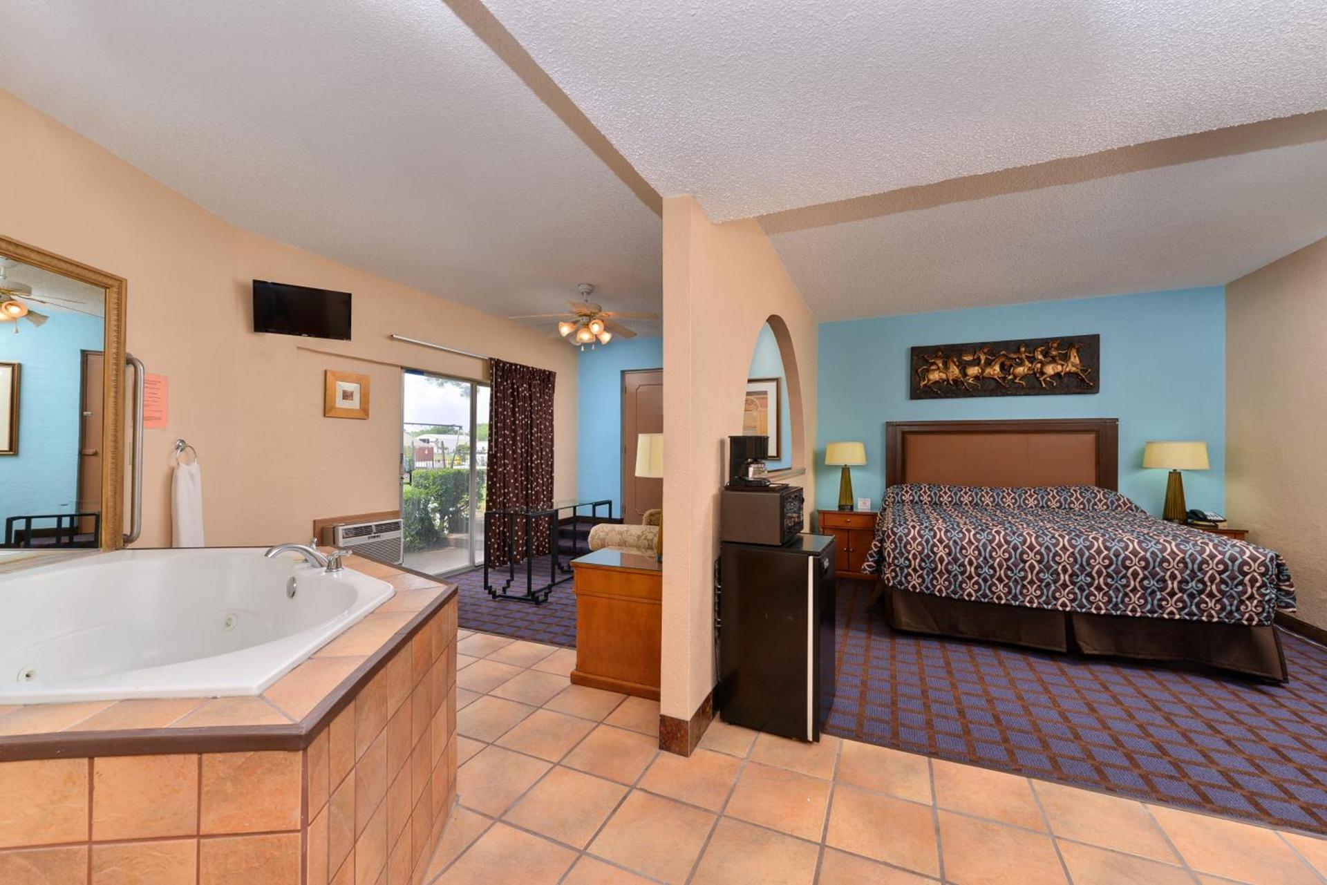 Economy Inn Ardmore photo 21