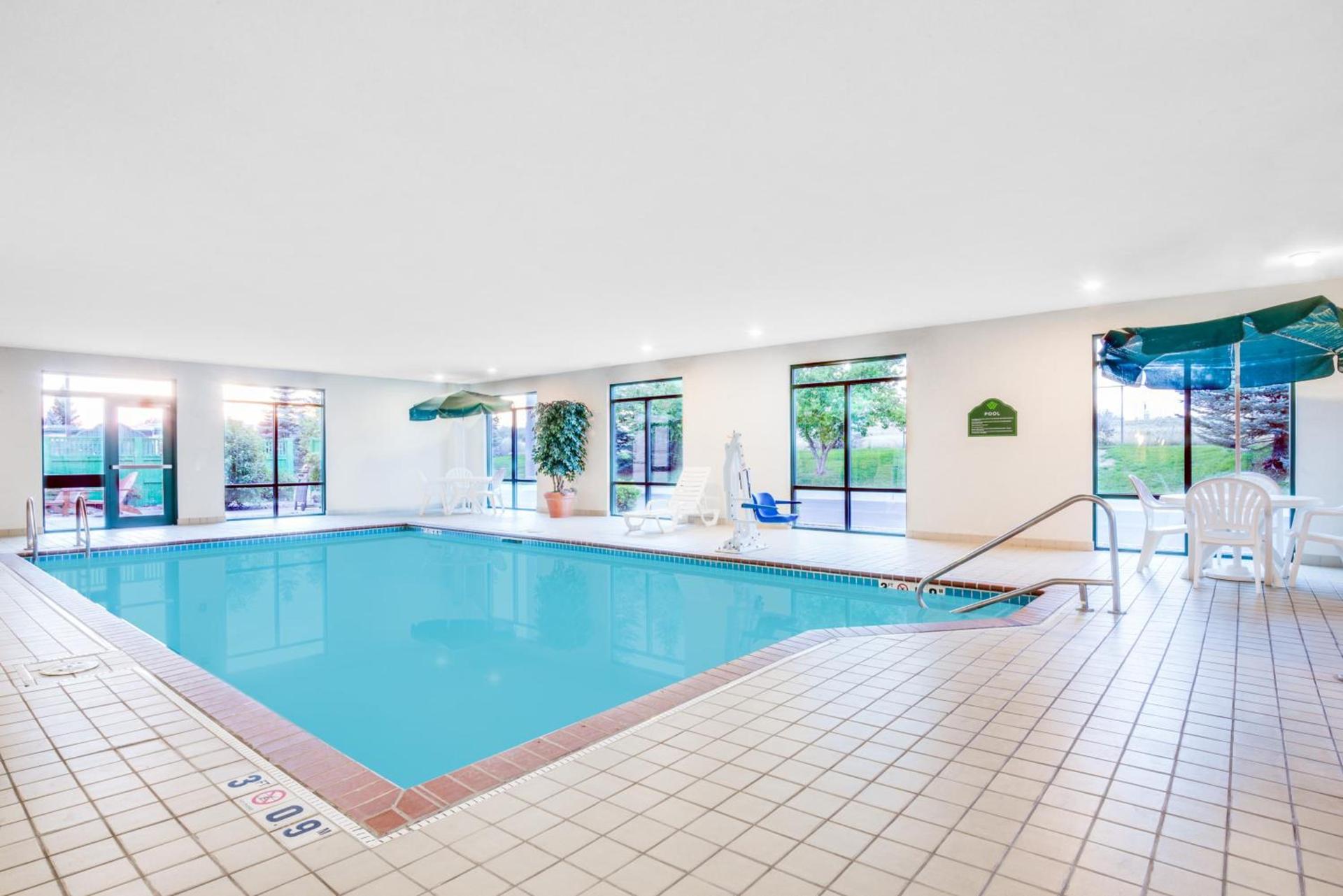 Wingate by Wyndham Gillette photo 46