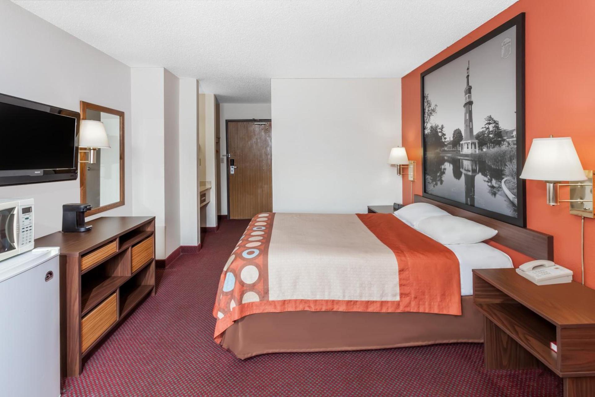 Super 8 by Wyndham Washington/Peoria Area photo 24