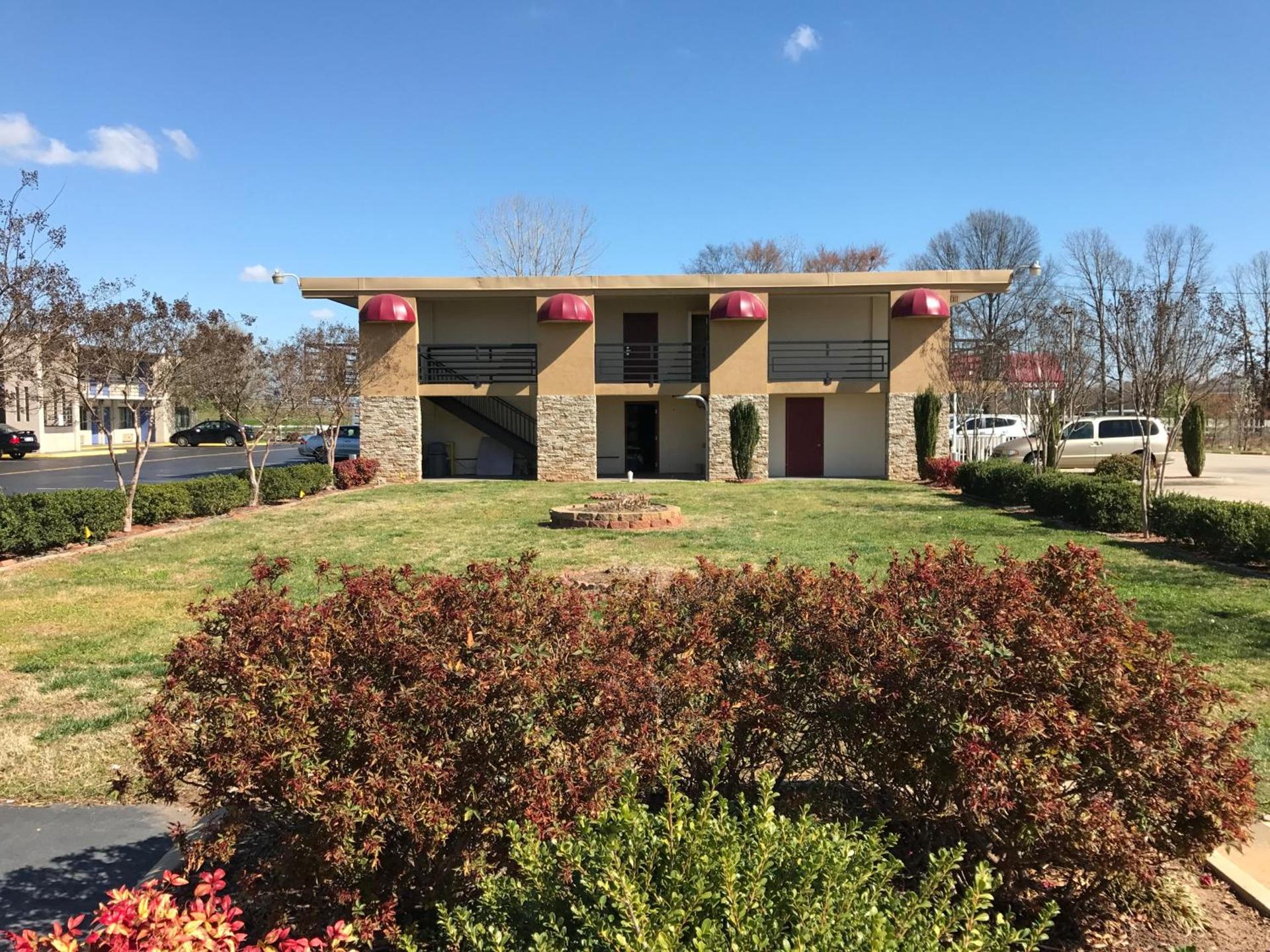 Royal Regency Inn photo 26