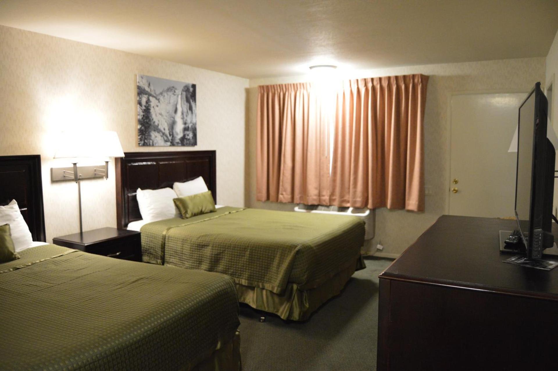 Cedar Lodge photo 11