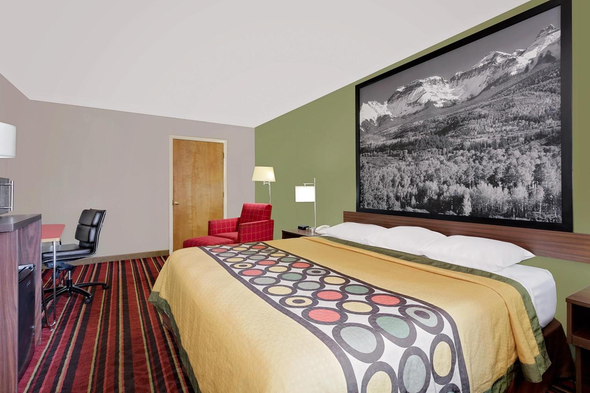 Super 8 by Wyndham Denver Central photo 25