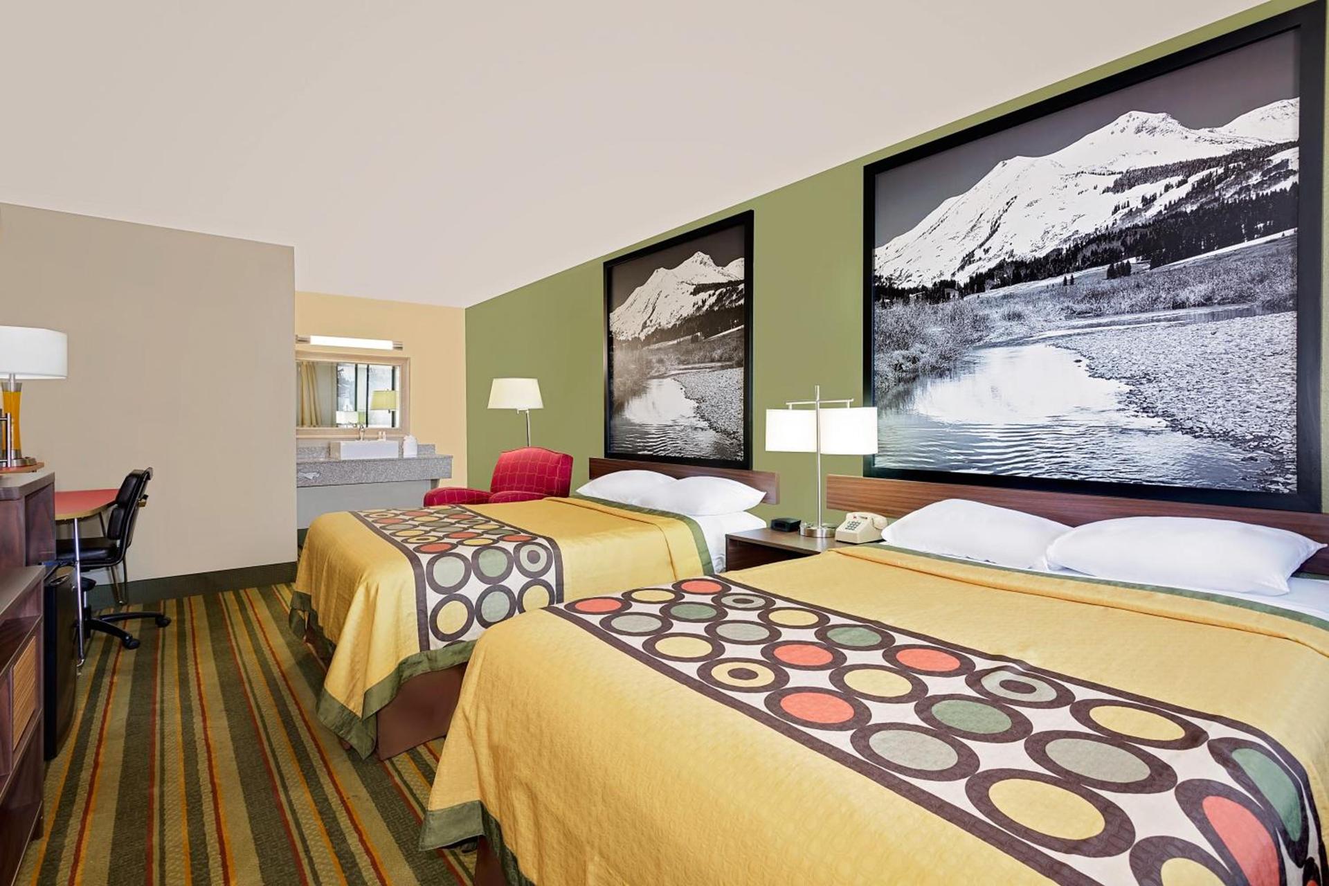 Super 8 by Wyndham Denver Central photo 24