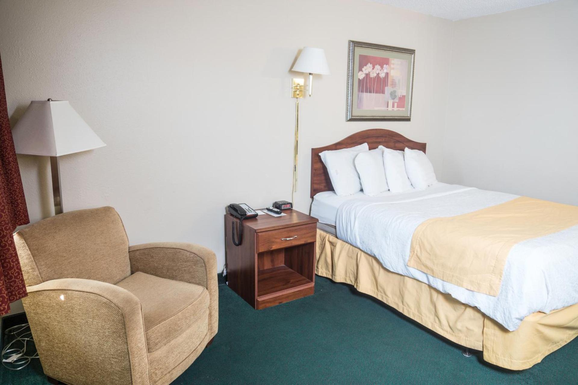 Americas Best Value Inn St. Louis / South photo 20