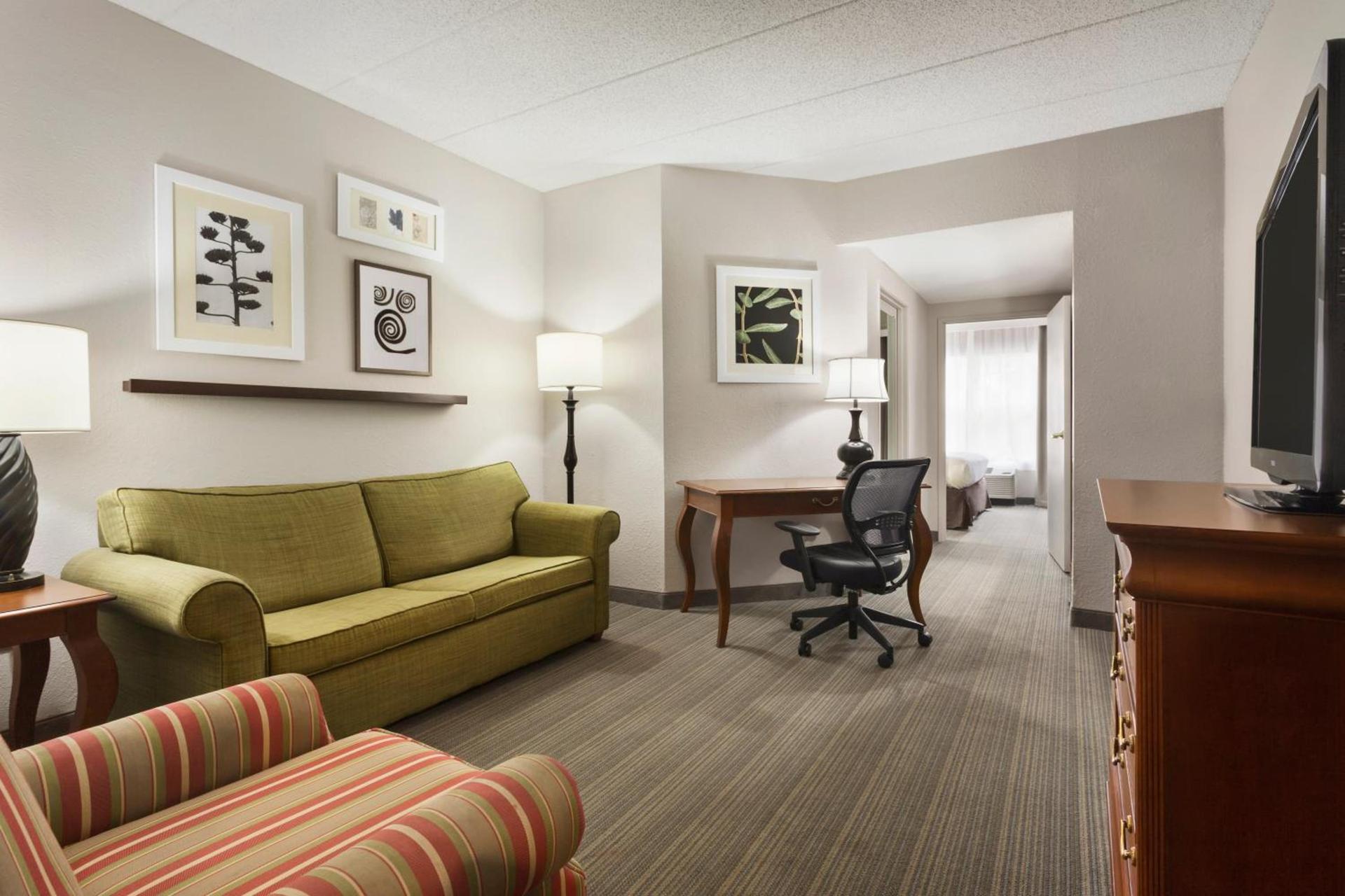 Country Inn & Suites by Radisson, Lexington, KY photo 18