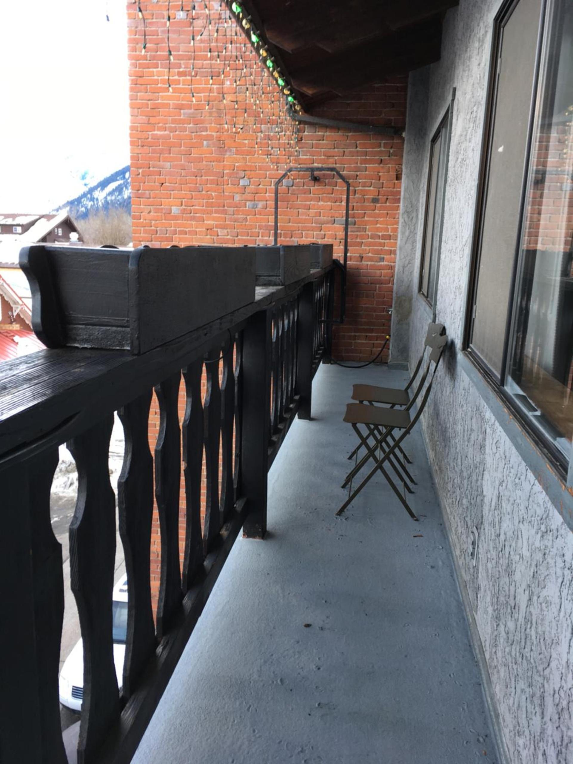 Der Sportsmann Suites photo 23