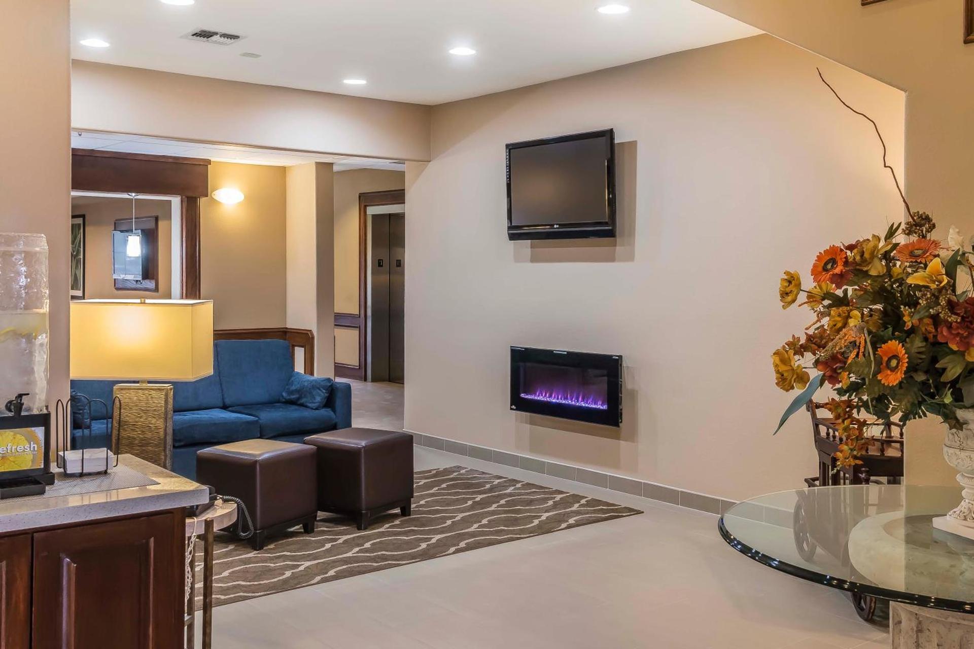 MainStay Suites Edinburg South photo 54