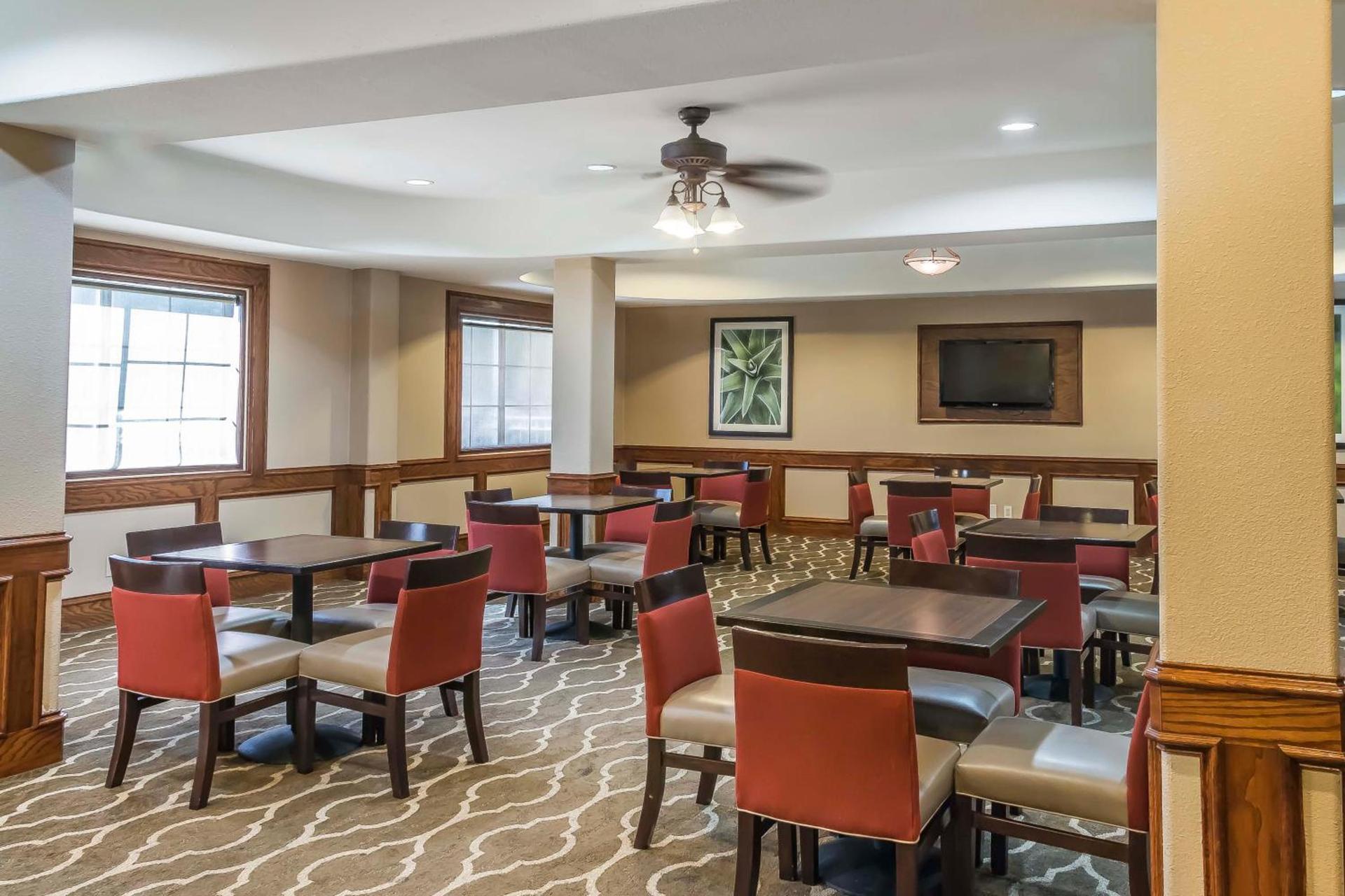 MainStay Suites Edinburg South photo 60