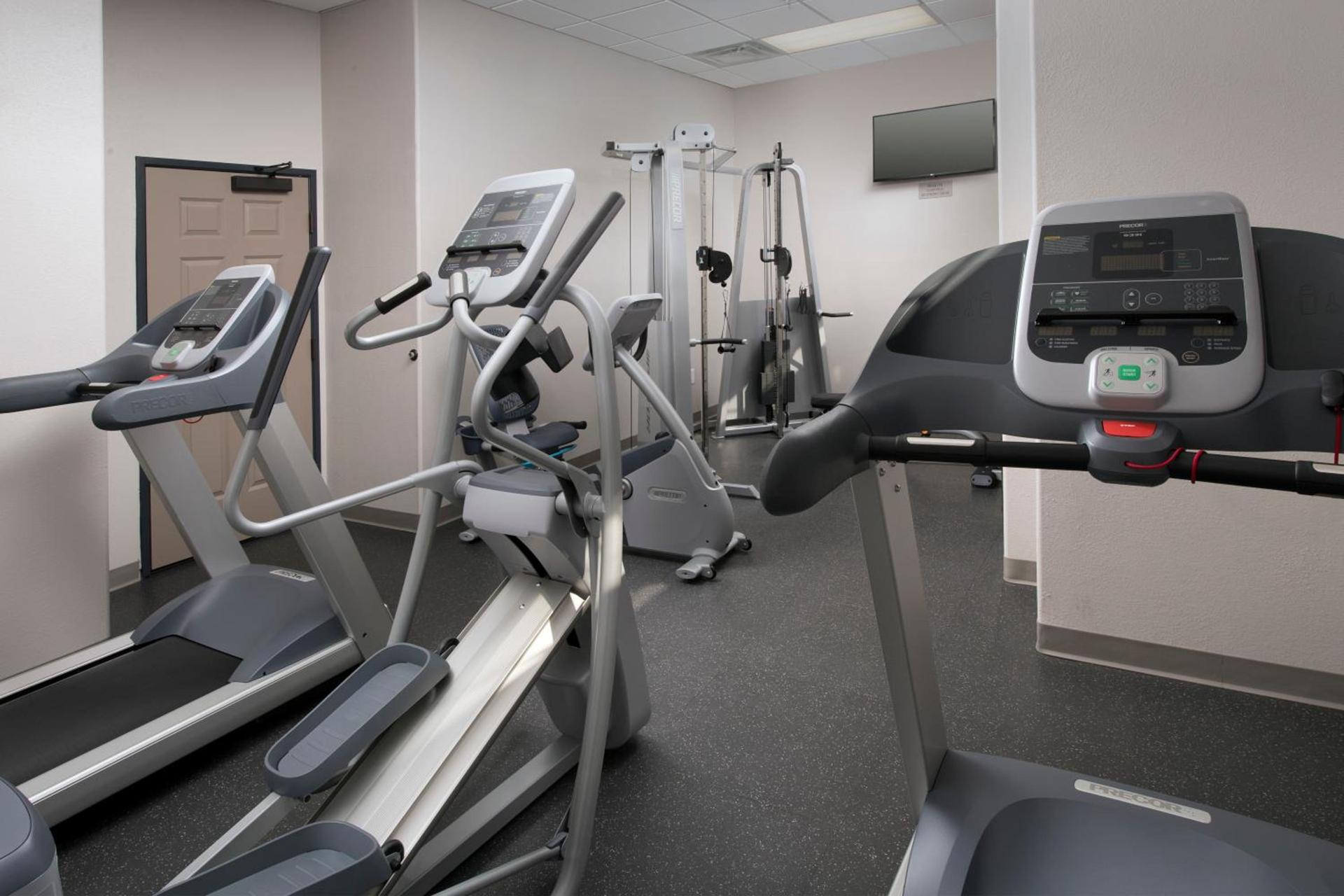 Country Inn & Suites by Radisson, Humble IAH East photo 23