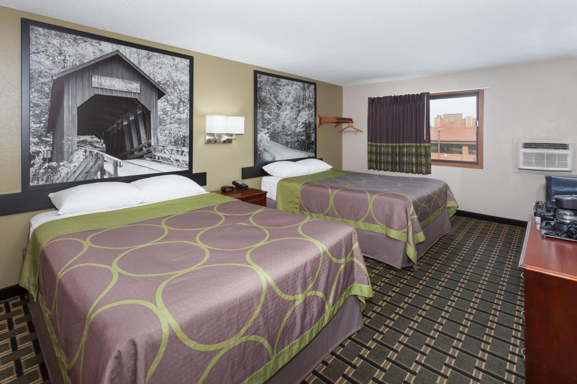 Super 8 by Wyndham Michigan City photo 17