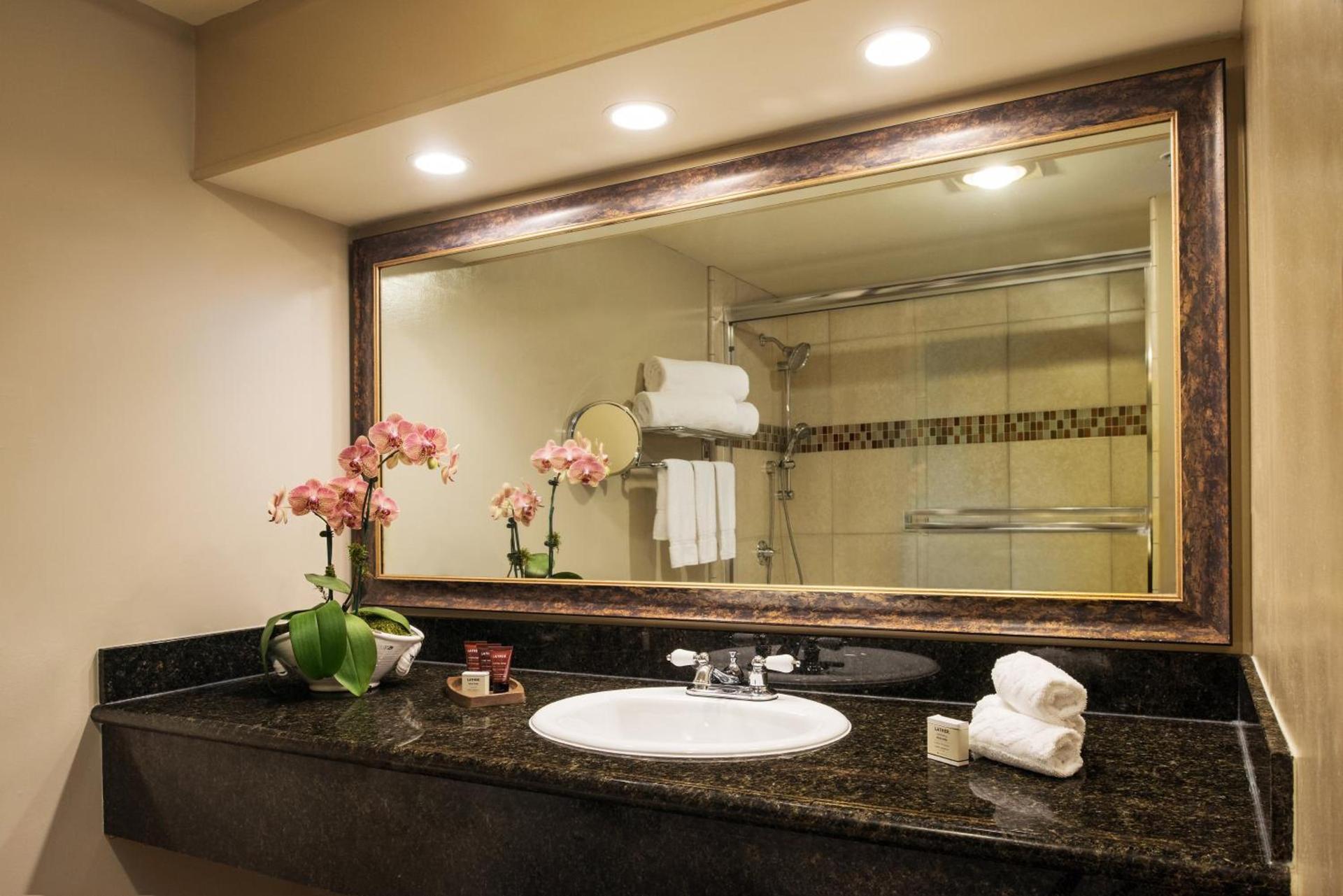The Creekside Inn photo 25