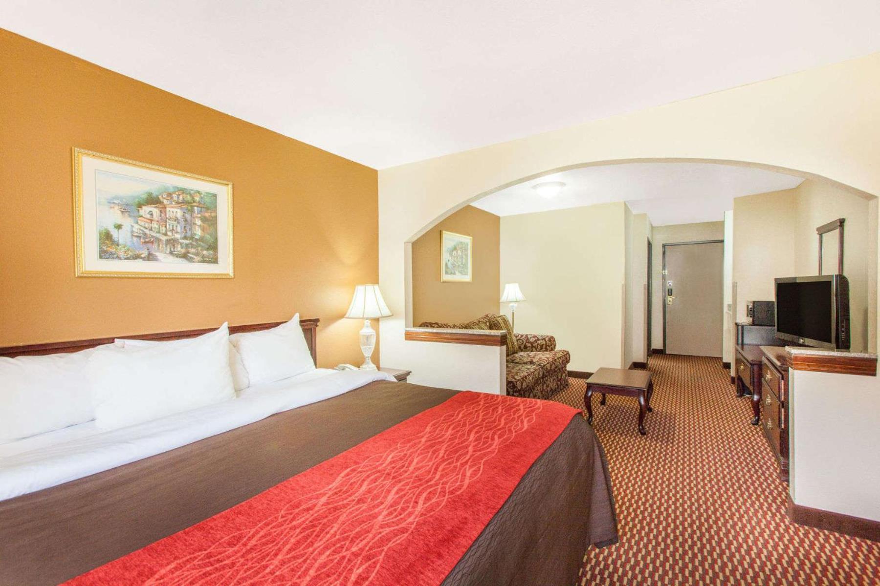Quality Inn & Suites Oklahoma City North photo 47