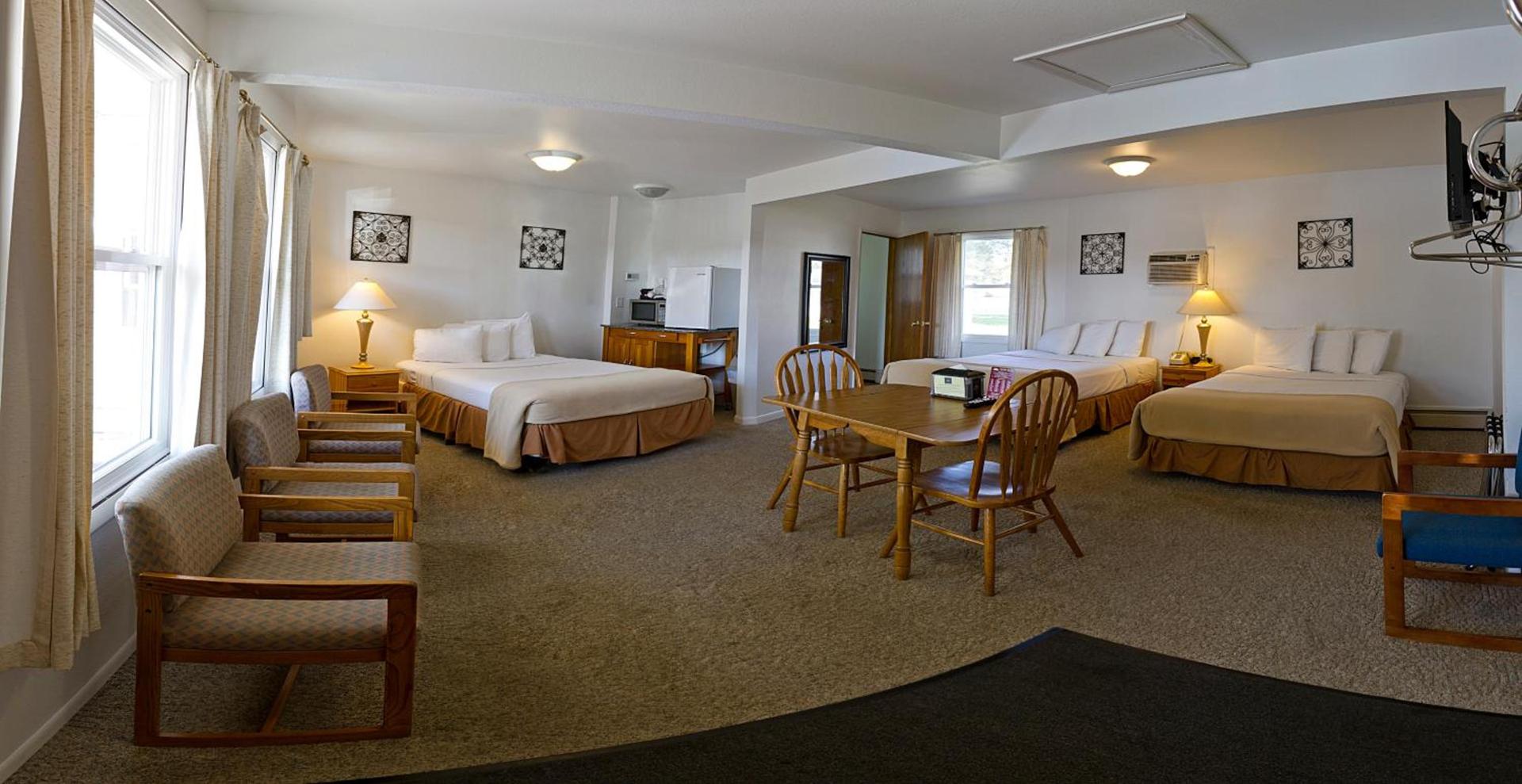 Sunset Lodge Escanaba photo 39