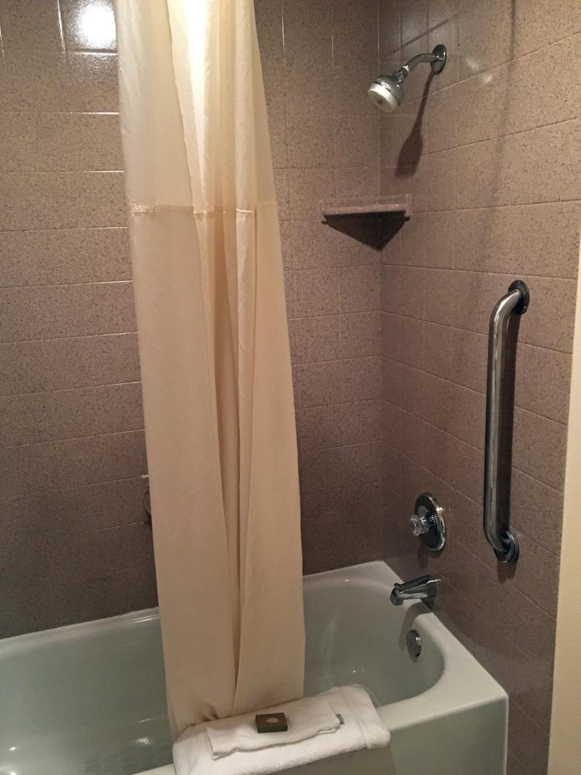 FairBridge Inn & Suites Kellogg photo 32