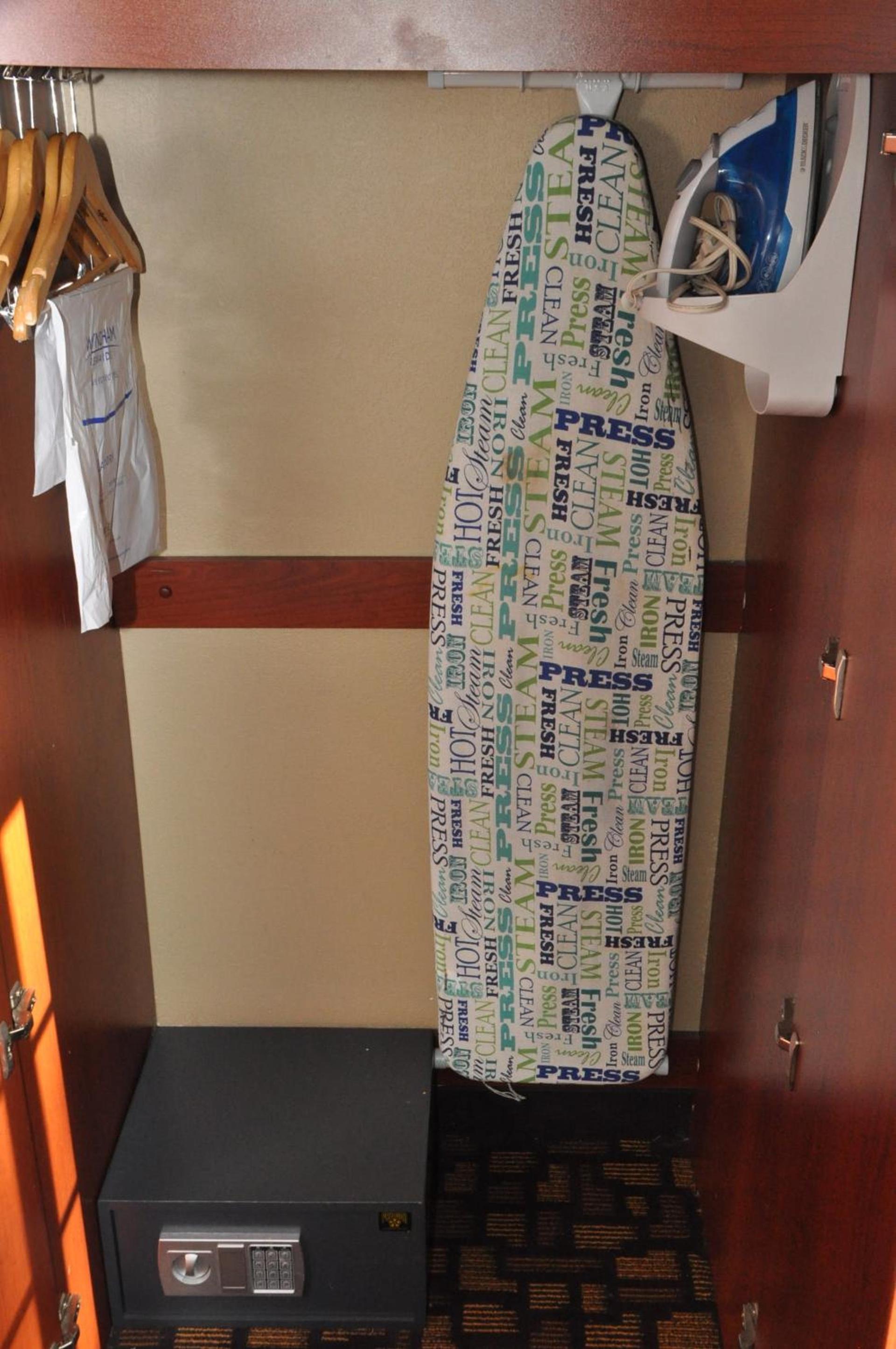 Microtel Inn & Suites by Wyndham Lithonia/Stone Mountain photo 28
