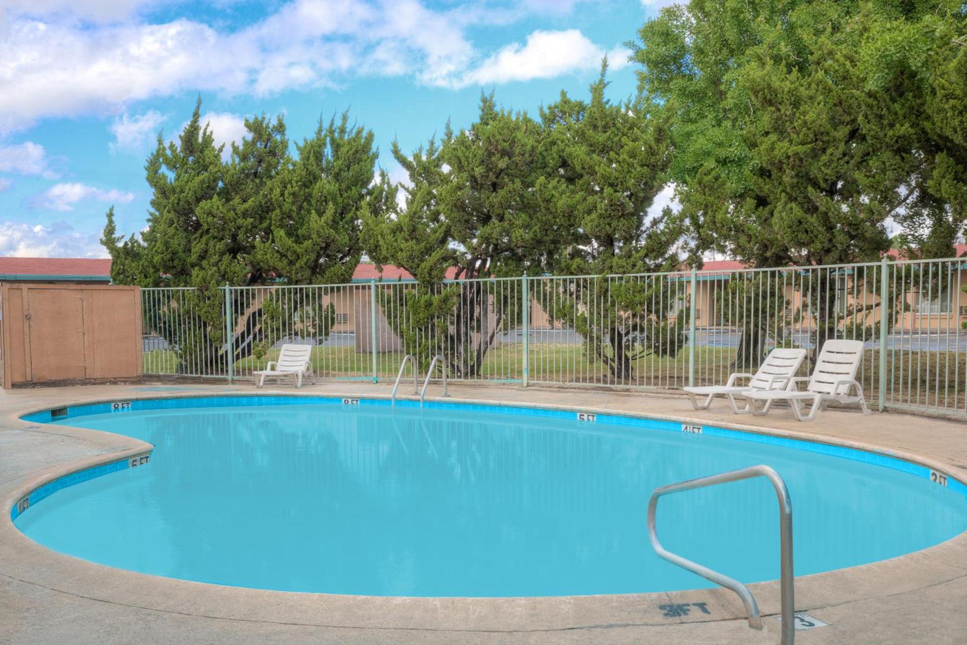 Howard Johnson by Wyndham Modesto Ceres photo 9