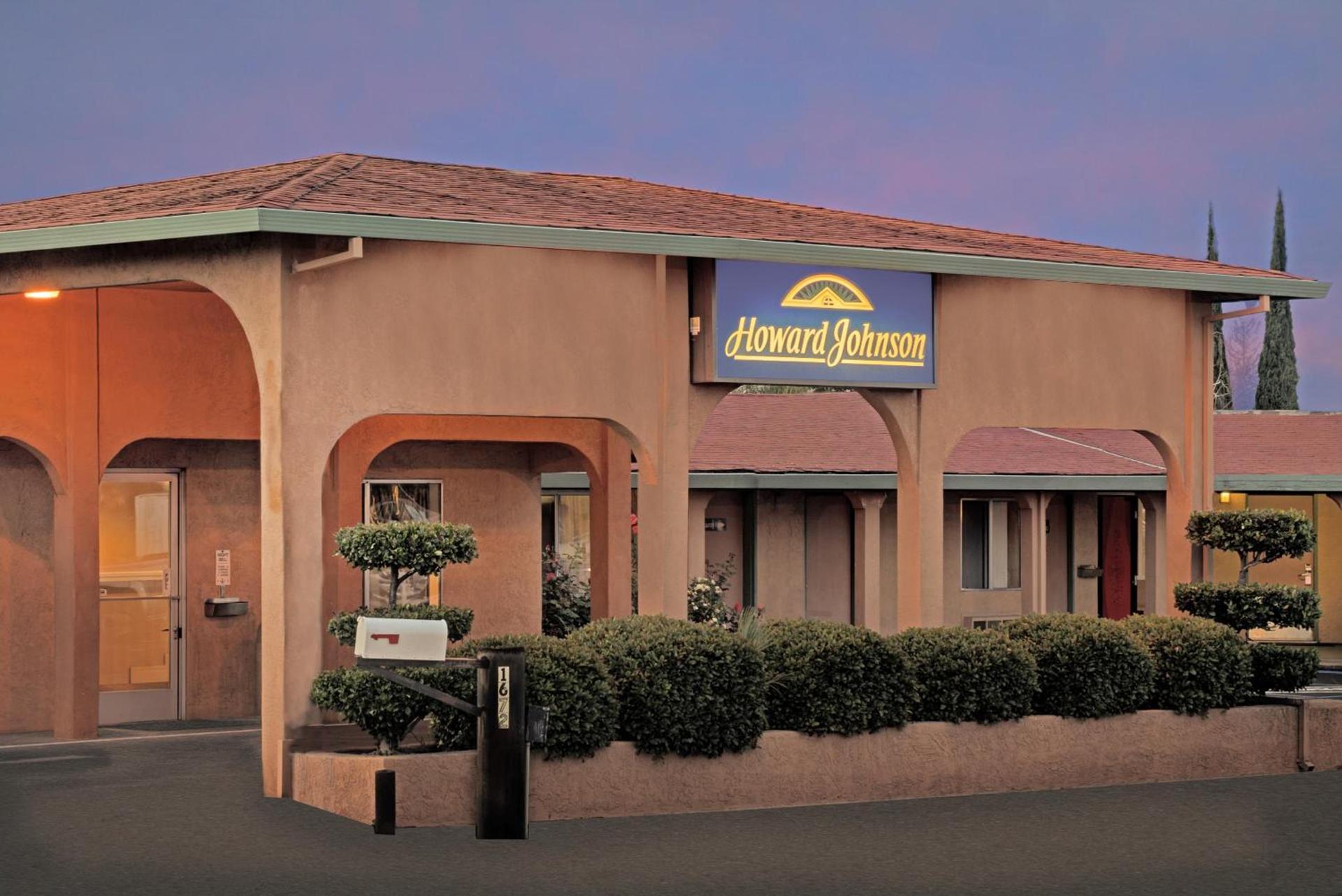 Howard Johnson by Wyndham Modesto Ceres photo 12