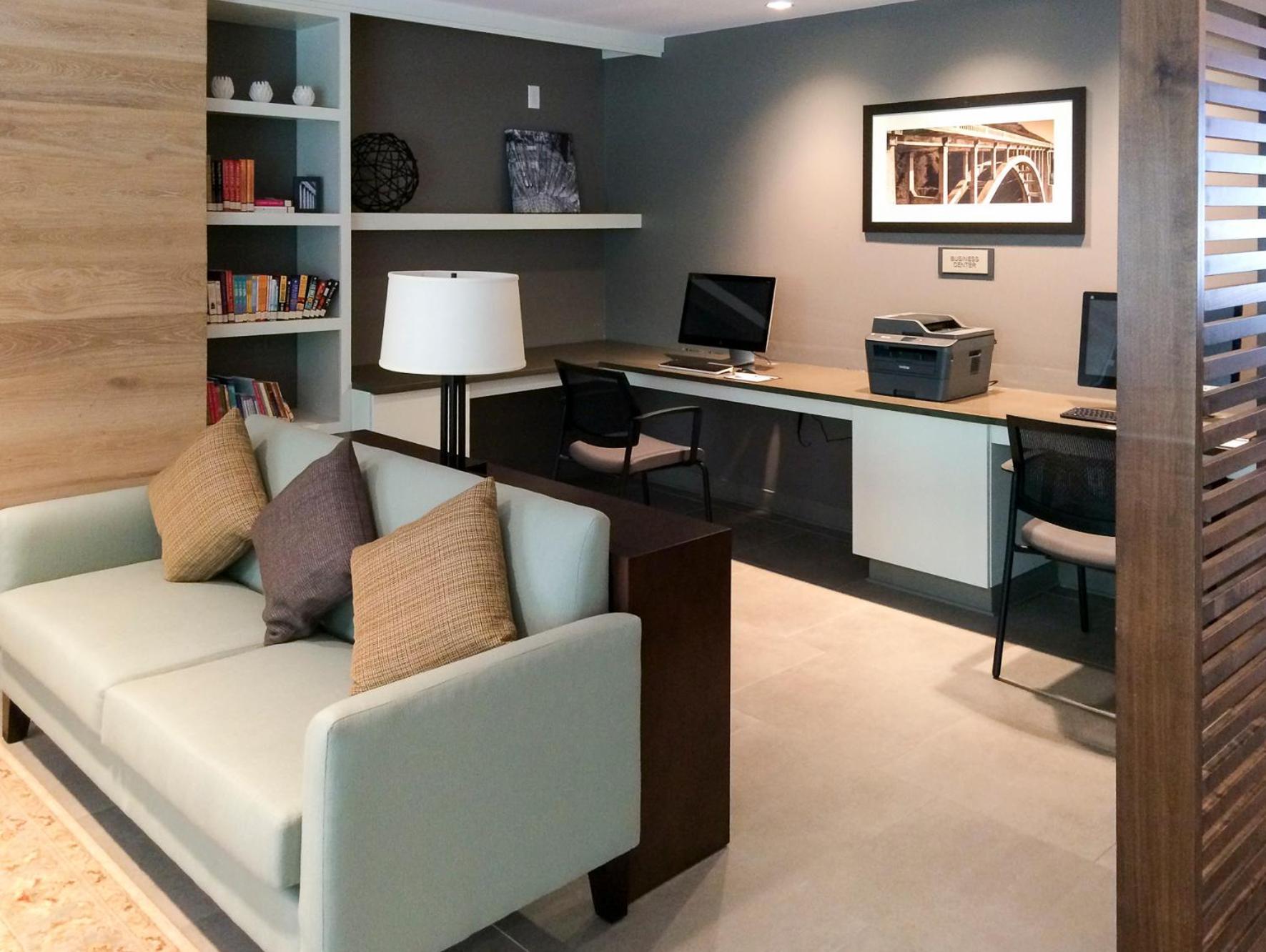 Country Inn & Suites by Radisson, Smithfield-Selma, NC photo 35
