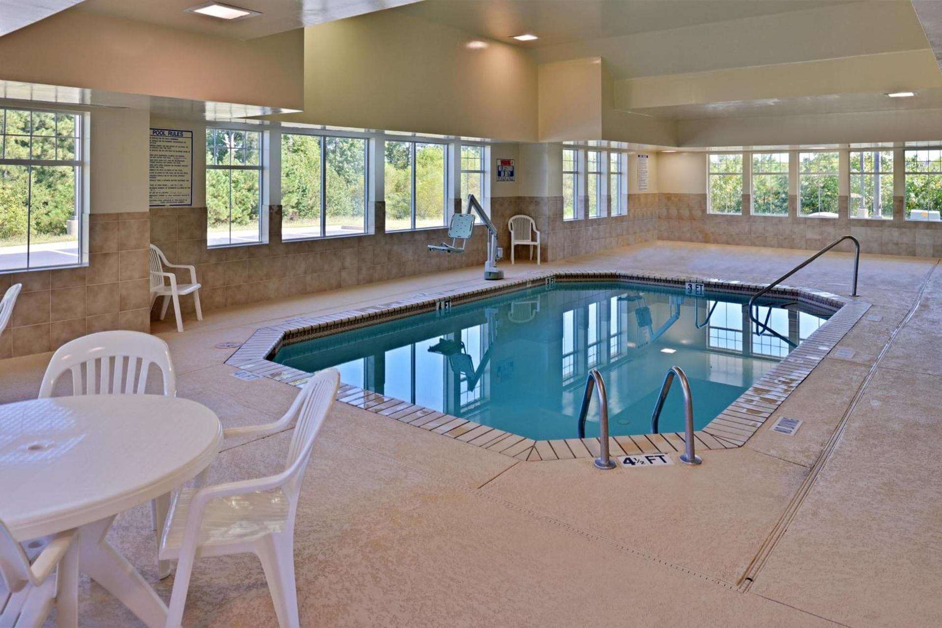 Country Inn & Suites by Radisson, Stone Mountain, GA photo 46