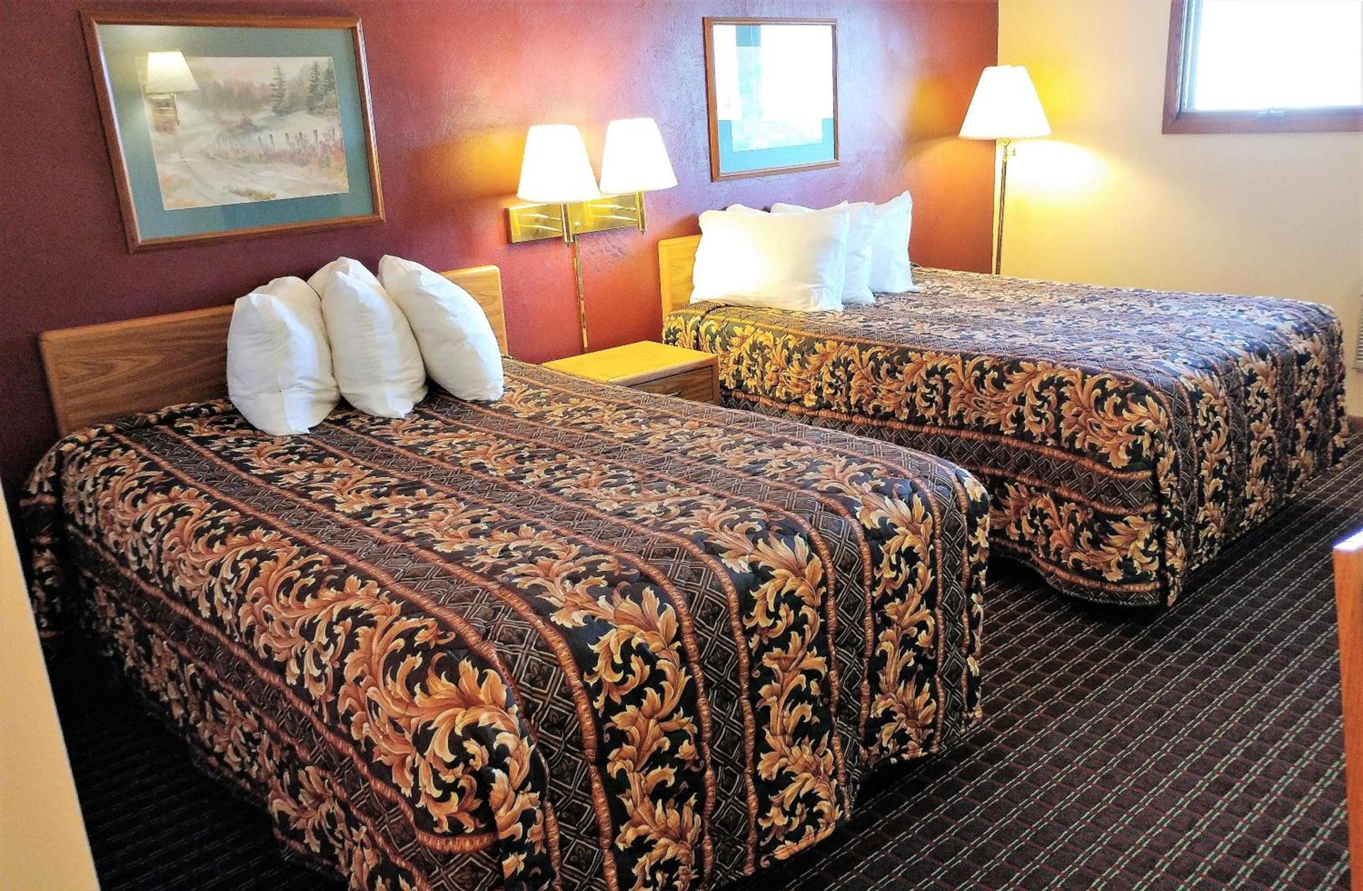 Red Carpet Inn - Windom photo 20