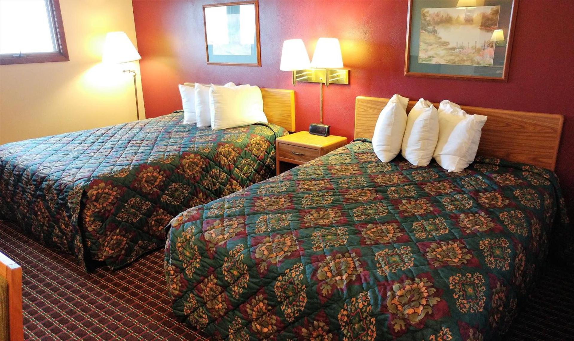 Red Carpet Inn - Windom photo 7