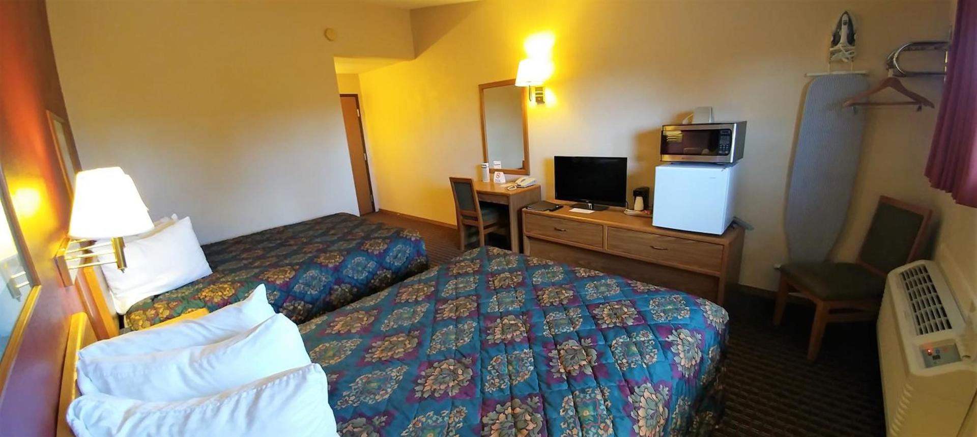 Red Carpet Inn - Windom photo 9