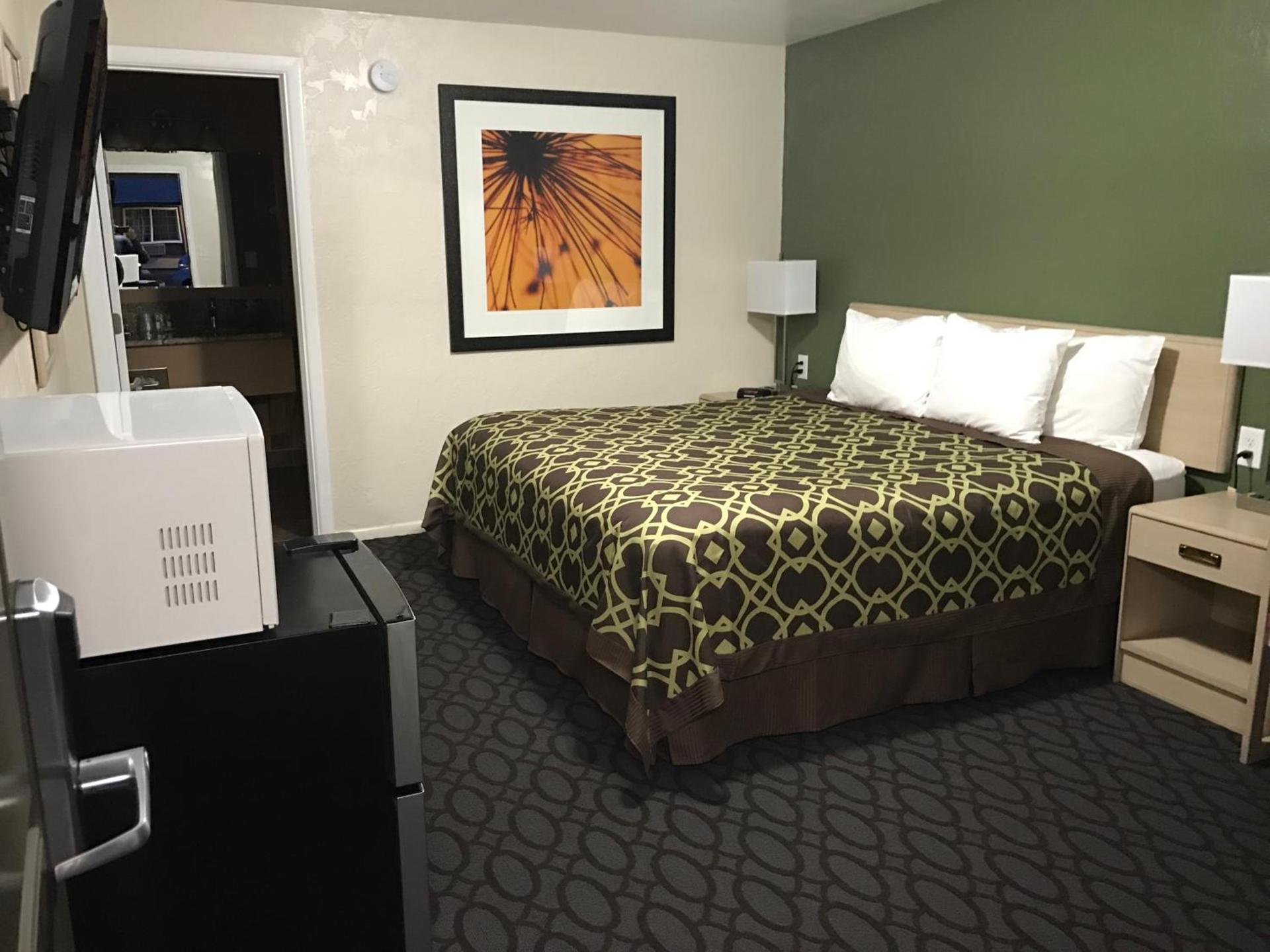 Downtown Inn photo 14