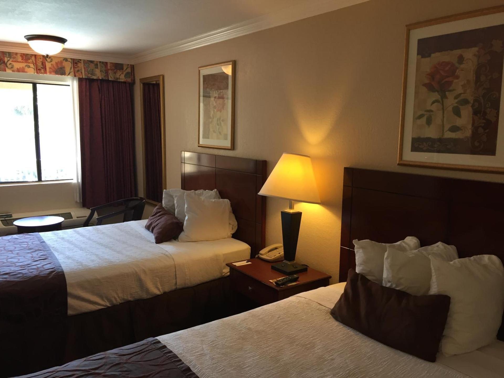 Chula Vista Inn photo 4